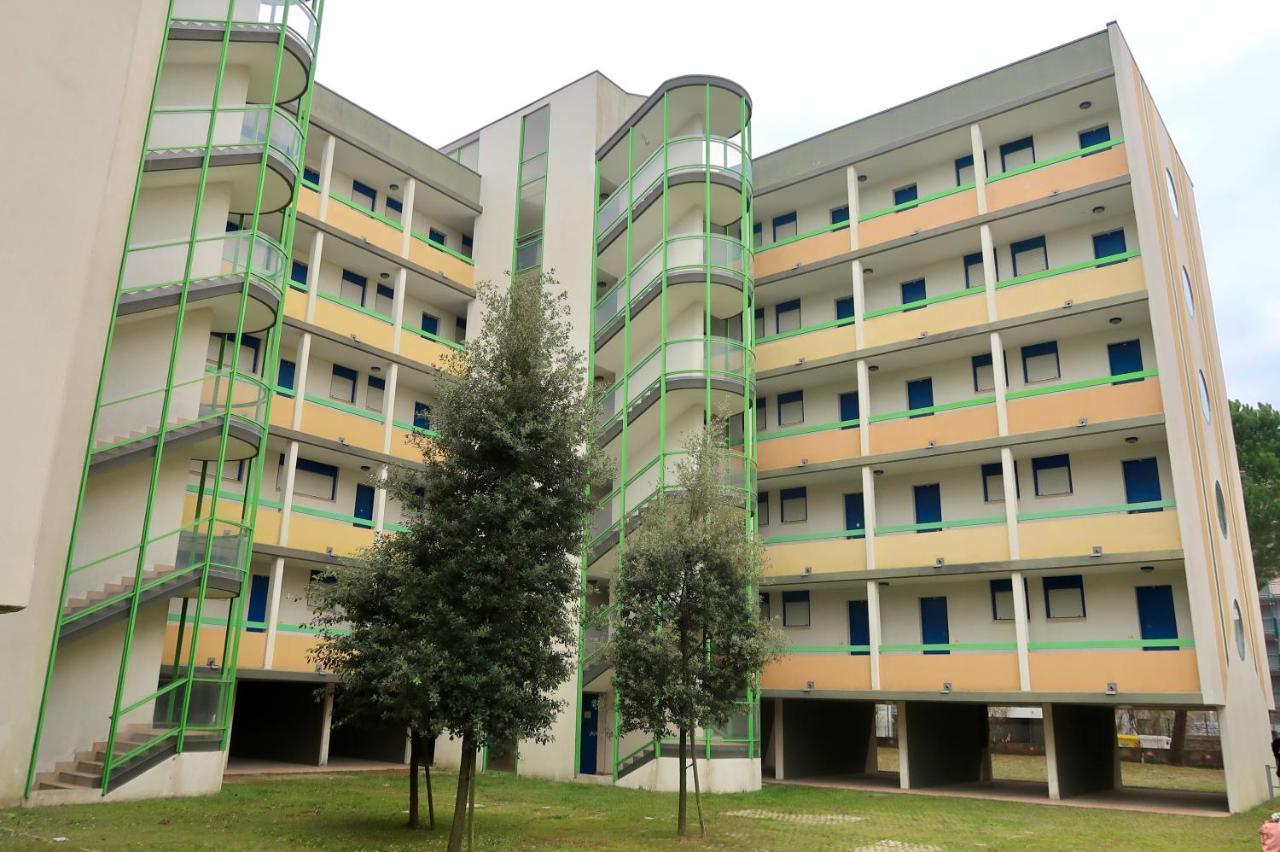 Grazioso Appartamento N 47 A 100Mt Dal Mare Bibione Luaran gambar